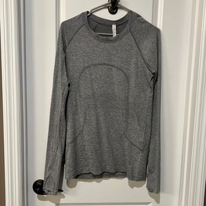 Lululemon Gray Long Sleeve Shirt
